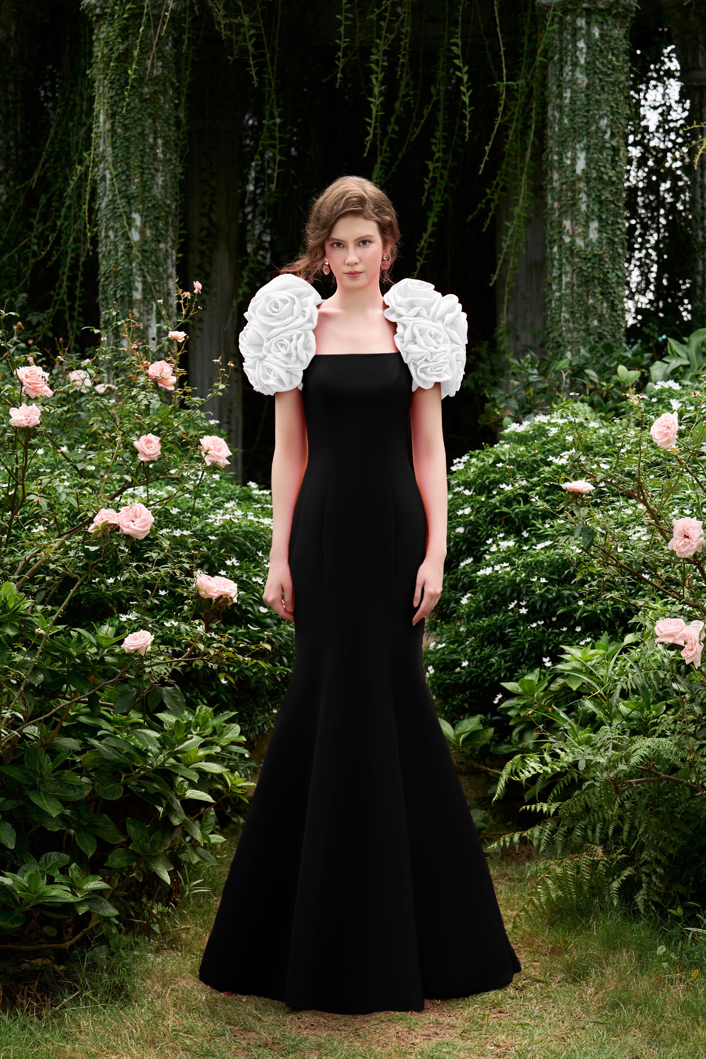 Mermaid Evening Gown With Draped Rose Bouquet Cover The Shoulders