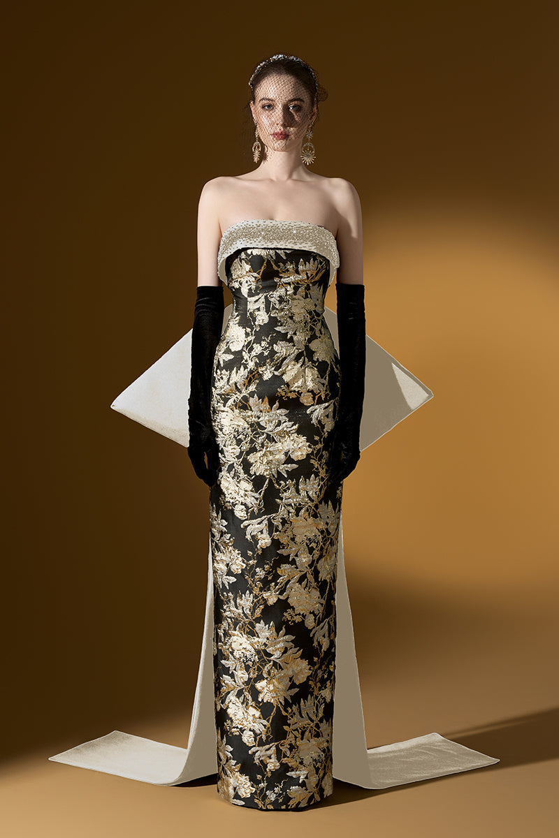 Burstier Column Gown With Back Bow