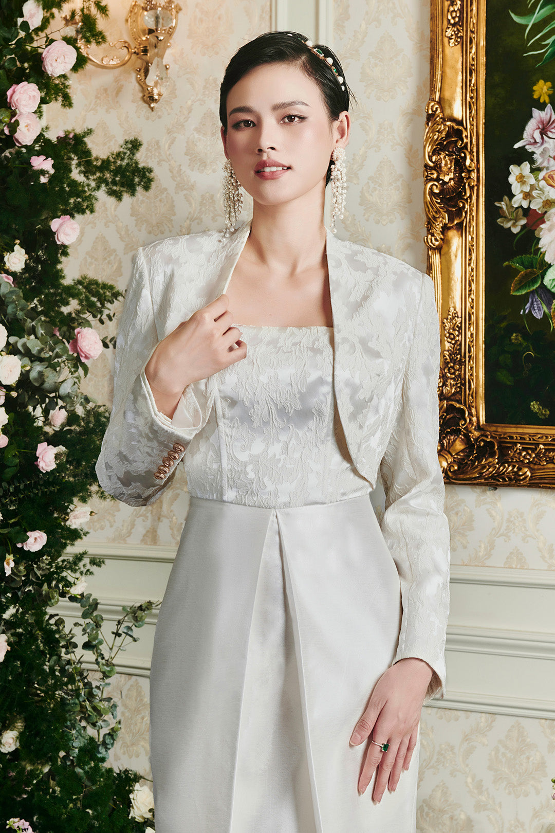 White Lady Acanthus Jacquard Jacket