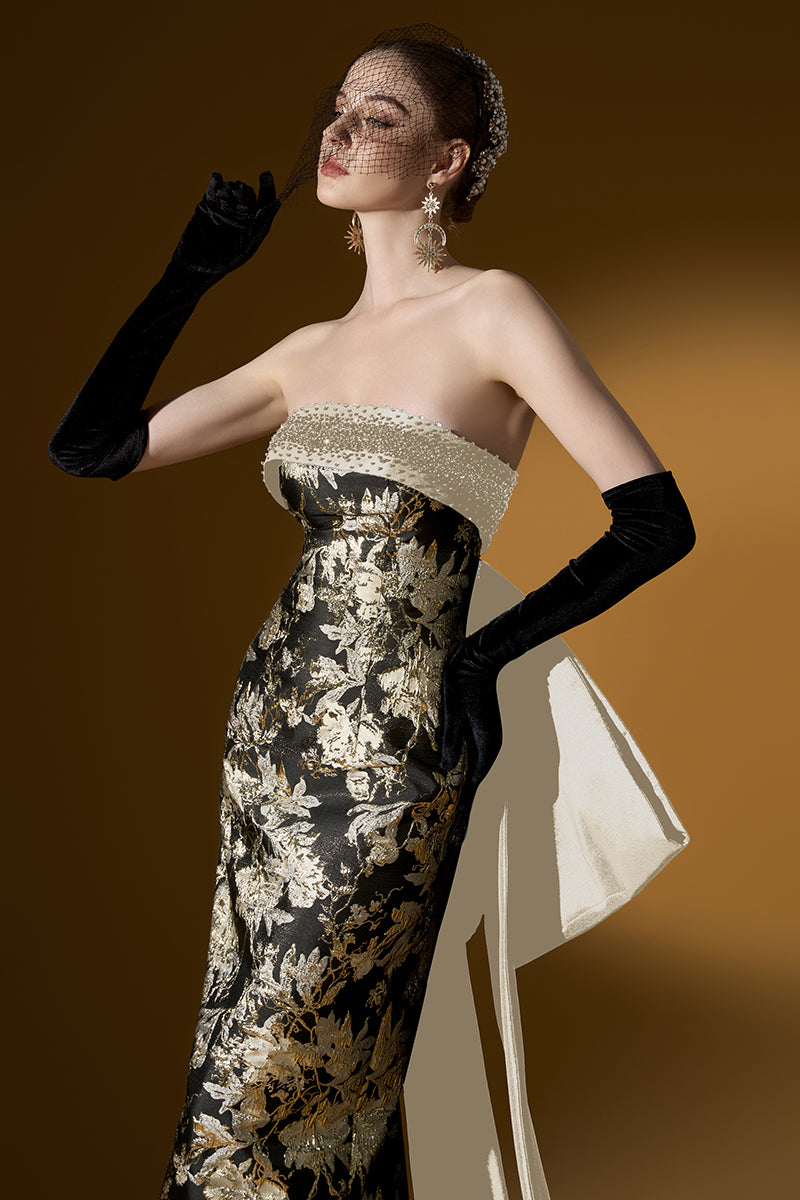 Burstier Column Gown With Back Bow