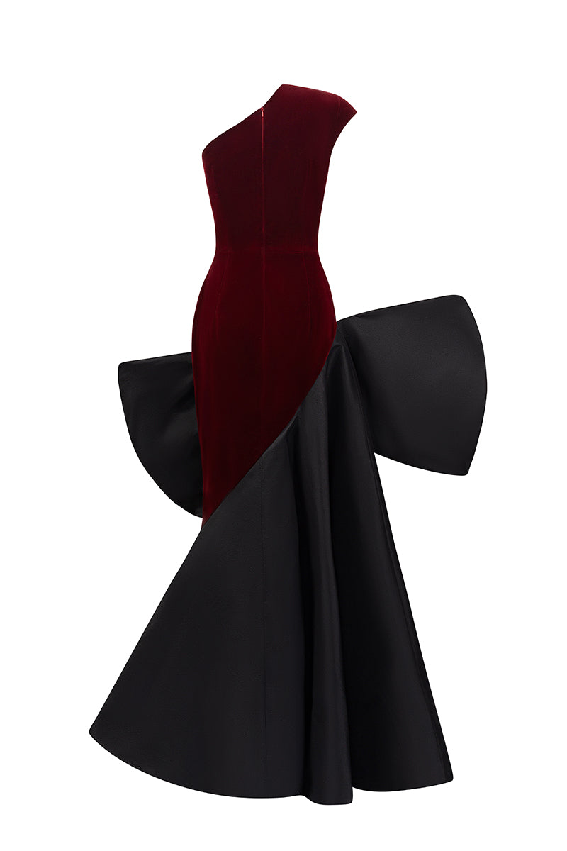 Asymmetric One-shoulder Gown With Exaggerated Bow