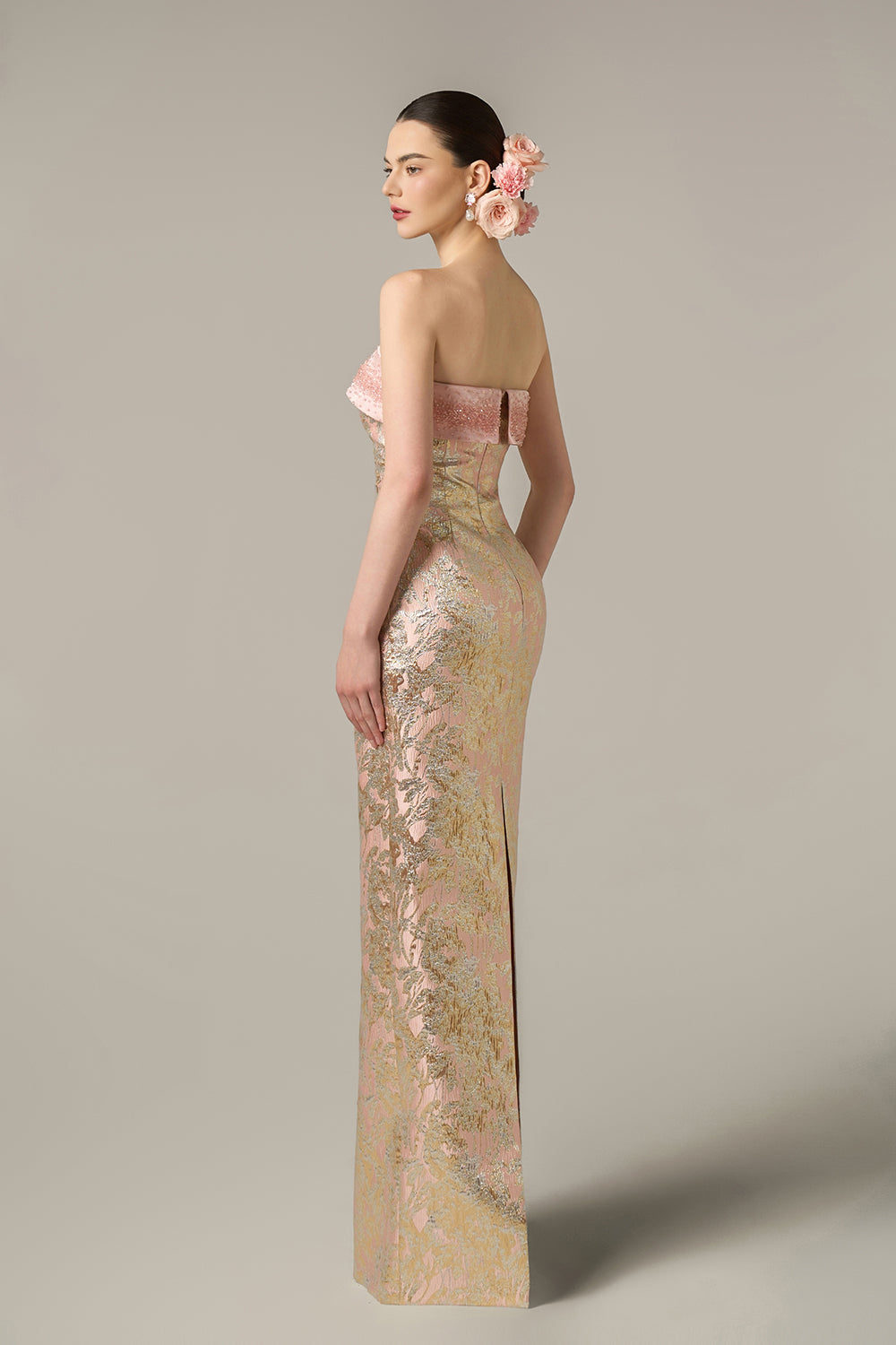Burstier Column Gown