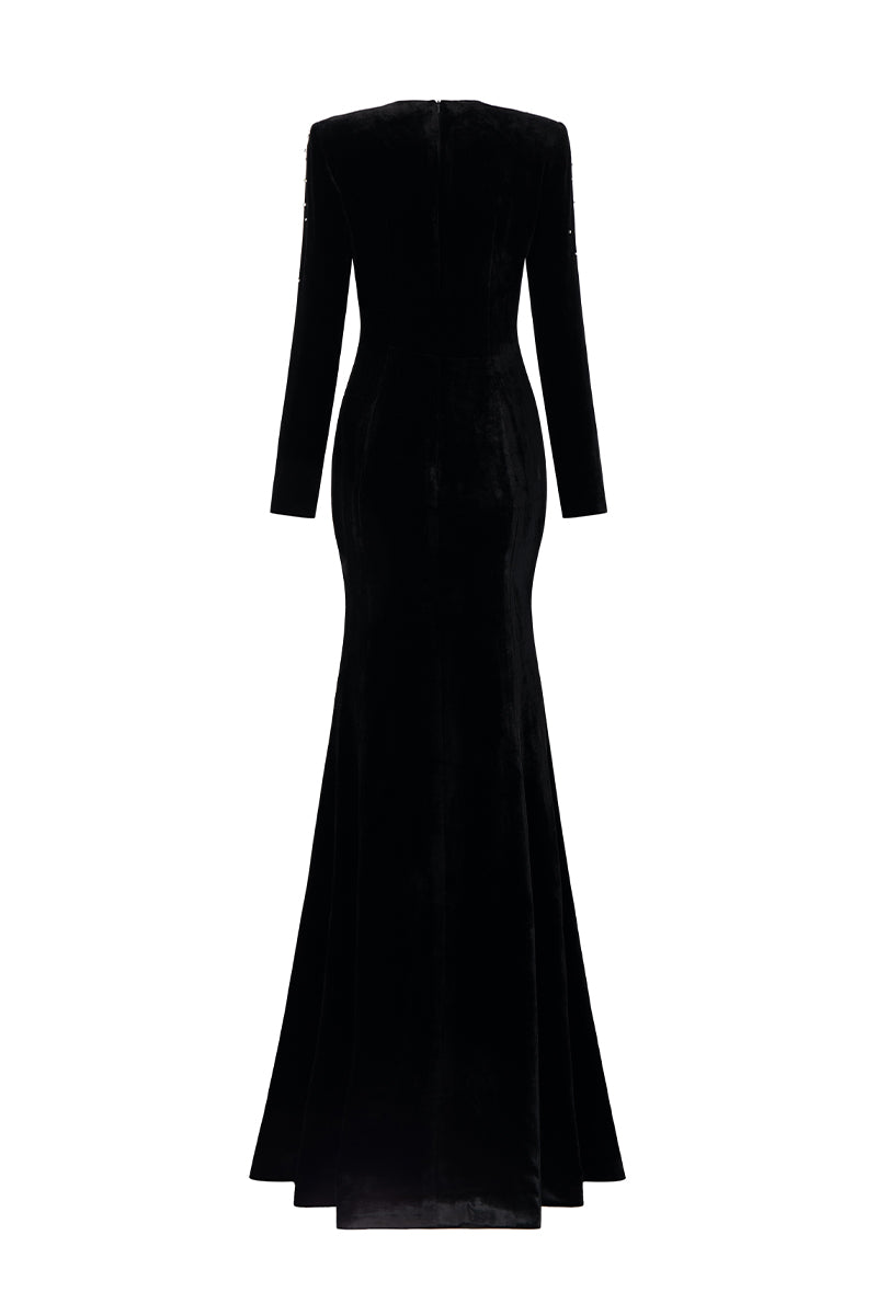 Long Sleeves Mermaid Gown With Round Neck And Emblished Crystals