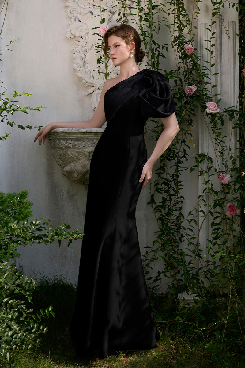 Mermaid Evening Gown With One Shoulder And Draped Detail