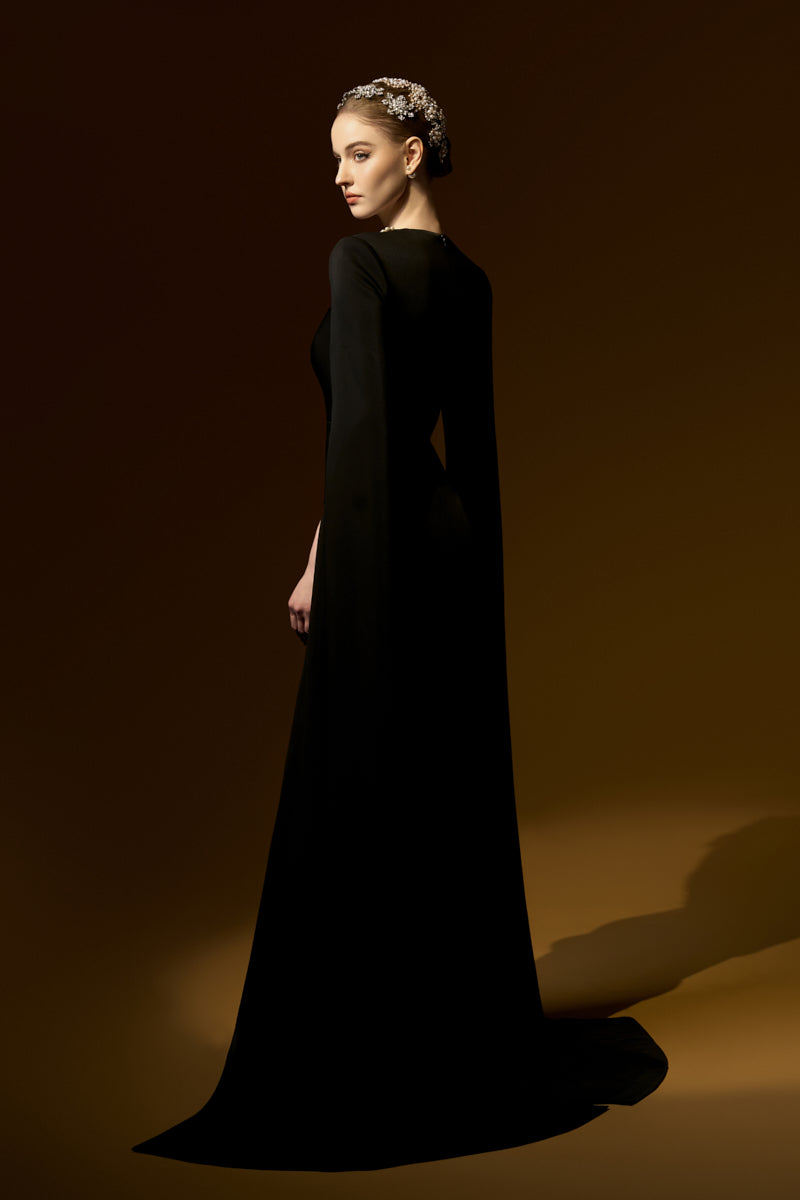 Mermaid Evening Gown With Round Neckline And Floor-Length Slit Sleeves