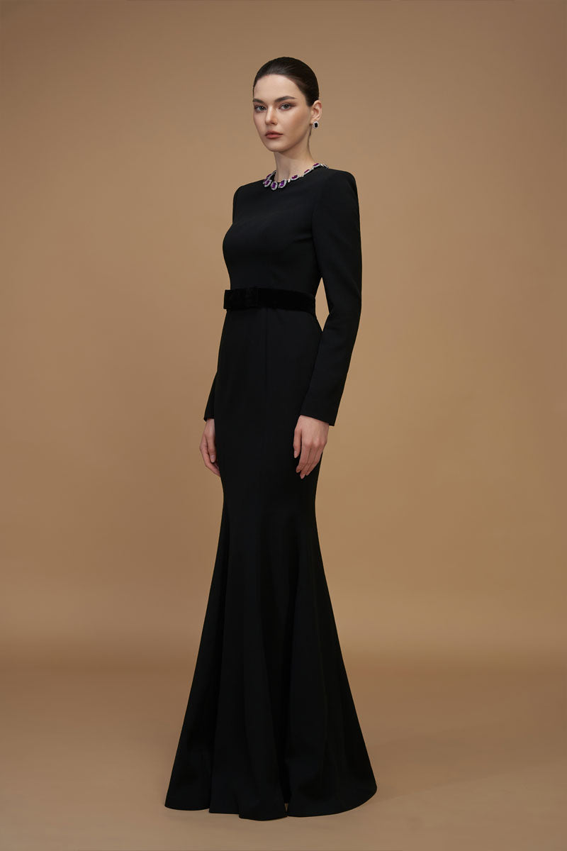 Roundd Neck Mermaid Gown With Long Sleeves In Black
