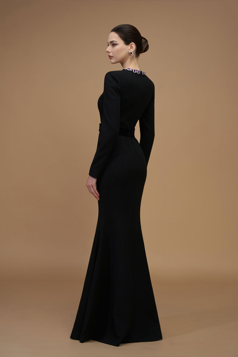 Roundd Neck Mermaid Gown With Long Sleeves In Black