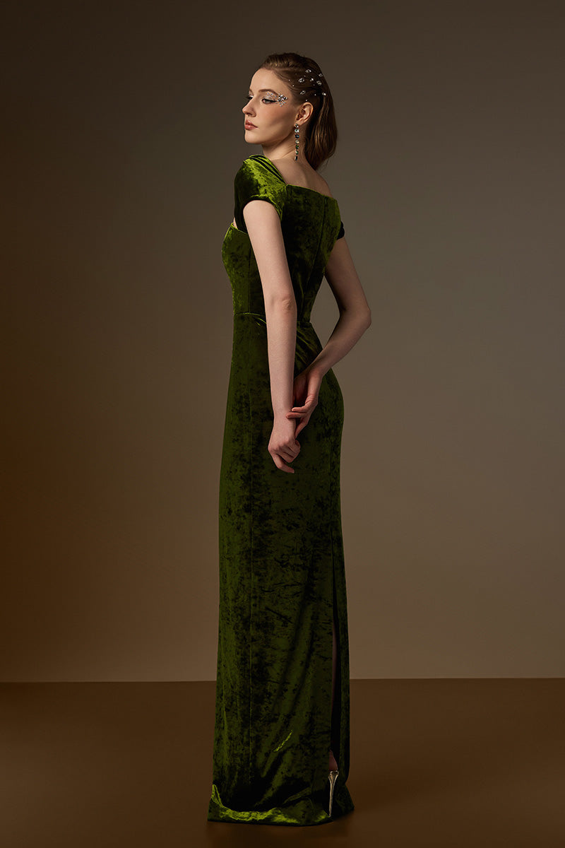 Round Neck Short Sleeve Gown With Draped Details In Green Velvet