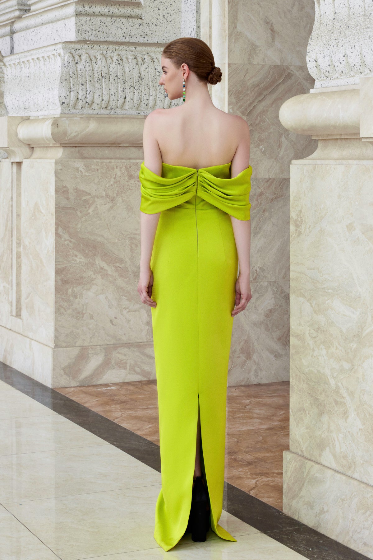 V-Cut Bustier Dress With Wrapped Shoulder | I.H.F ATELIER