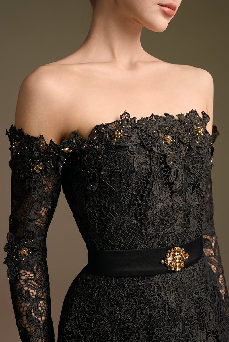 Black Long Sleeves Off-Shoulder A-Line Gown