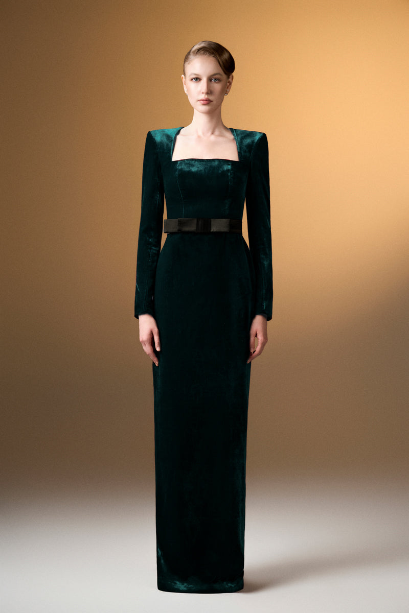 Trapeze Neck Column Gown With Long Sleeves In Dark Green Grain Velvet