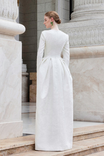 Queen Anne Long Sleeves Gown