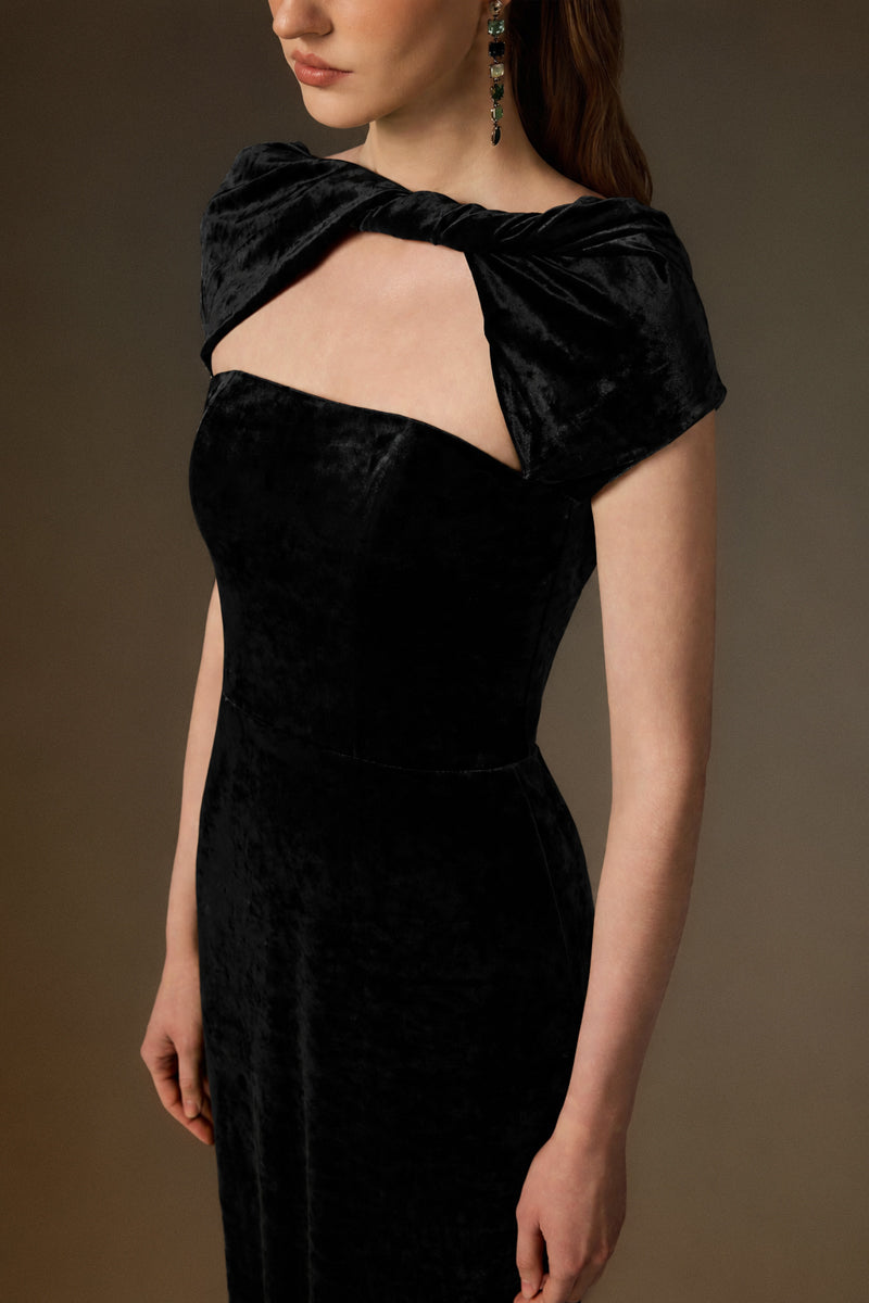 Round Neck Short Sleeve Gown With Draped Details In Black Velvet
