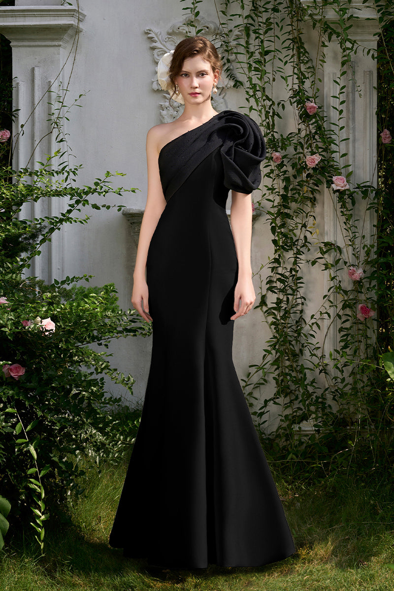 Mermaid Evening Gown With One Shoulder And Draped Detail