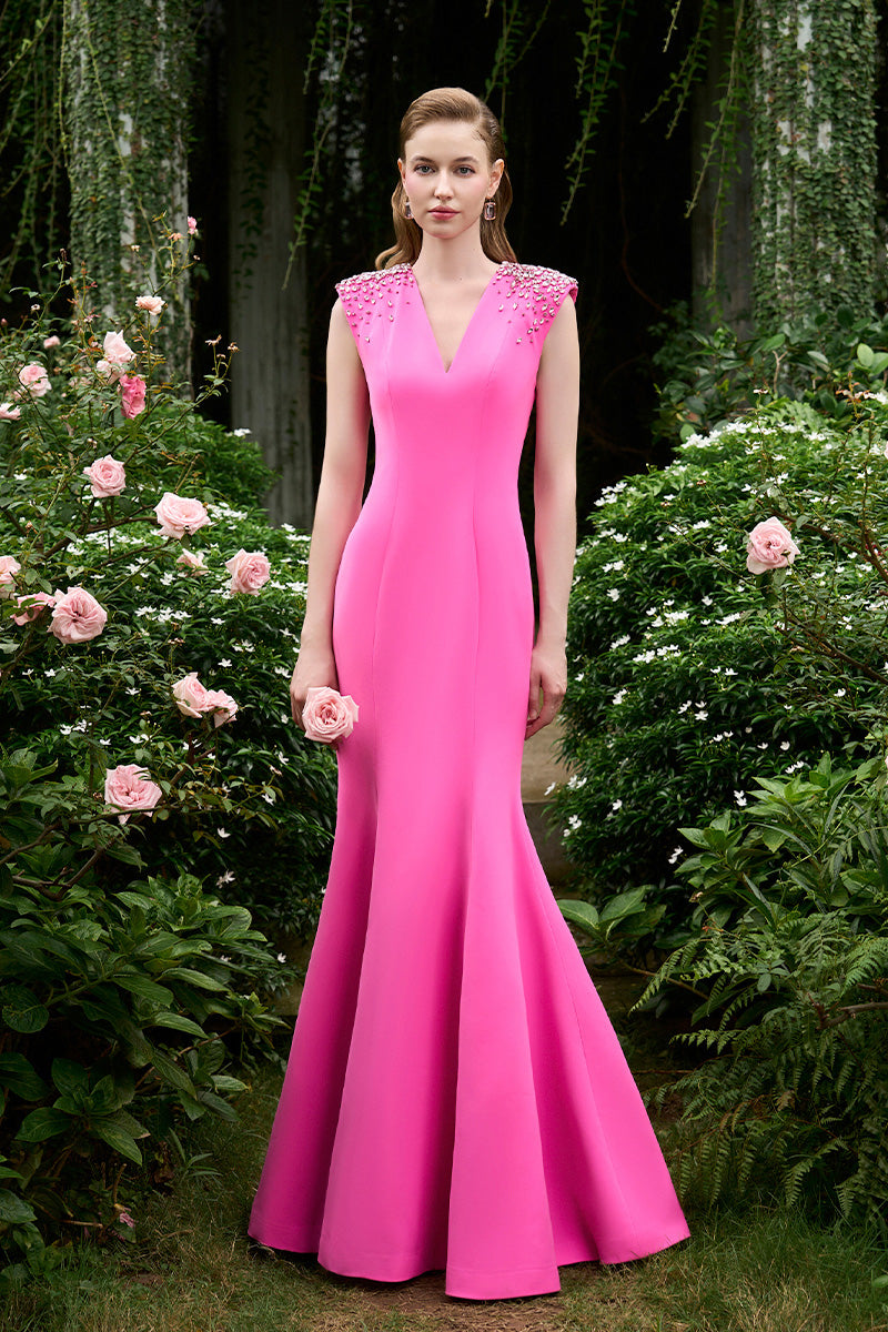 Mermaid Evening Gown With V-Neckline And Sleeveless