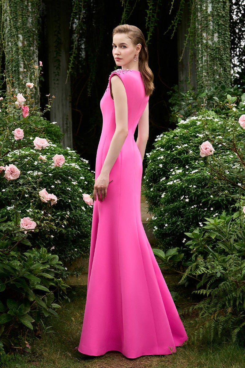 Mermaid Evening Gown With V-Neckline And Sleeveless