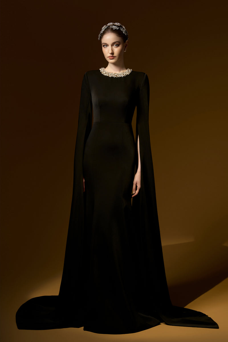 Mermaid Evening Gown With Round Neckline And Floor-Length Slit Sleeves