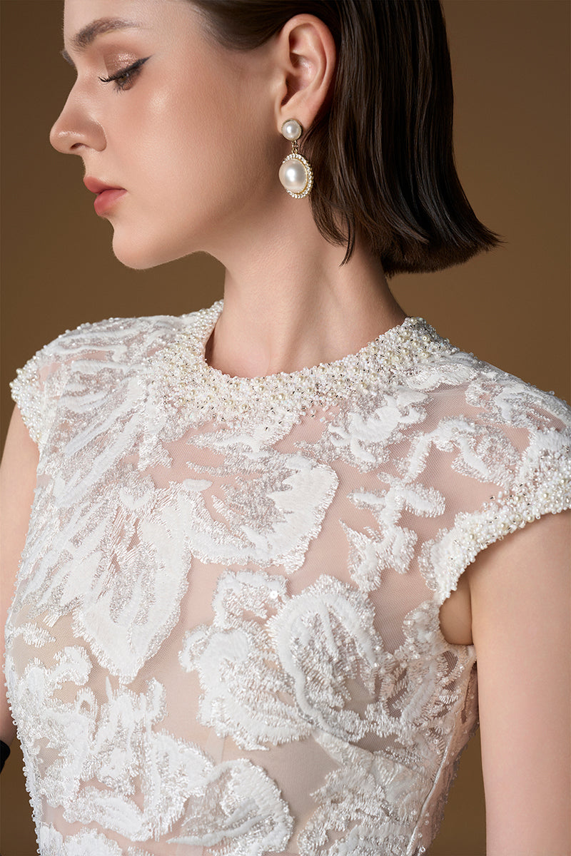 Round Neck Mermaid Gown With Sleeveless In White Sequin Lace And Black Taffeta