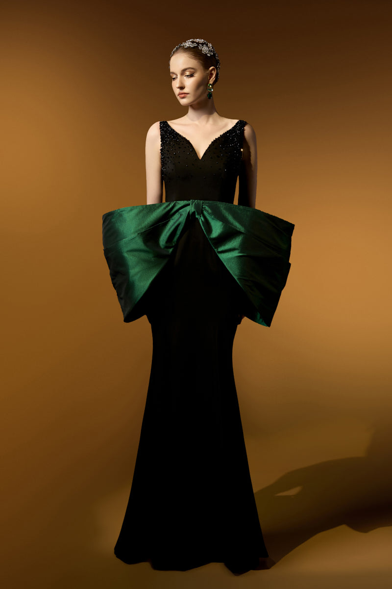 Sleeveless Mermaid Gown With Waist Bow