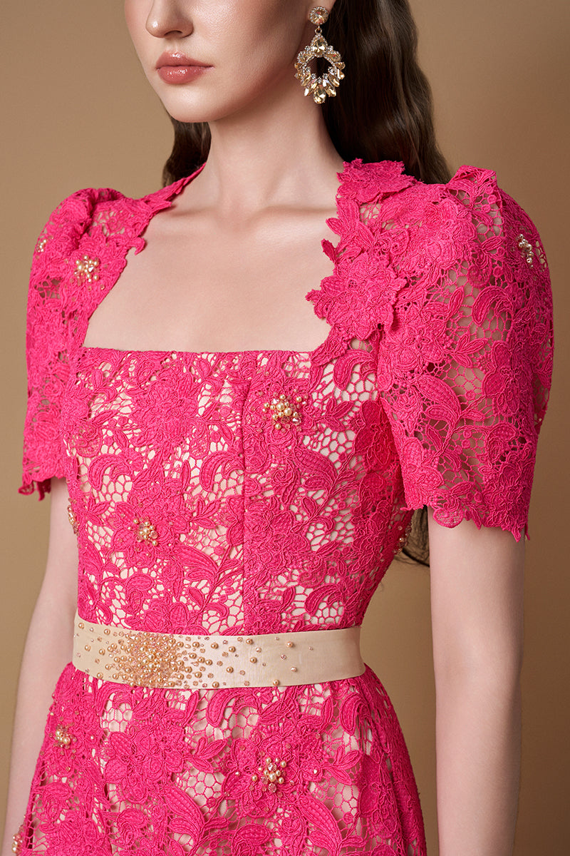 Trapeze Neck A-line Gown With Short Sleeves In Pink Guipure Lace