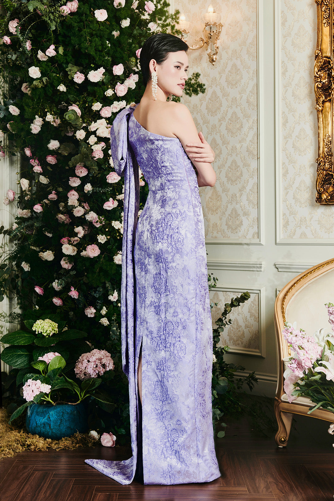 Lavender One-bow Shoulder Rose Jacquard Sheath Dress | I.H.F ATELIER