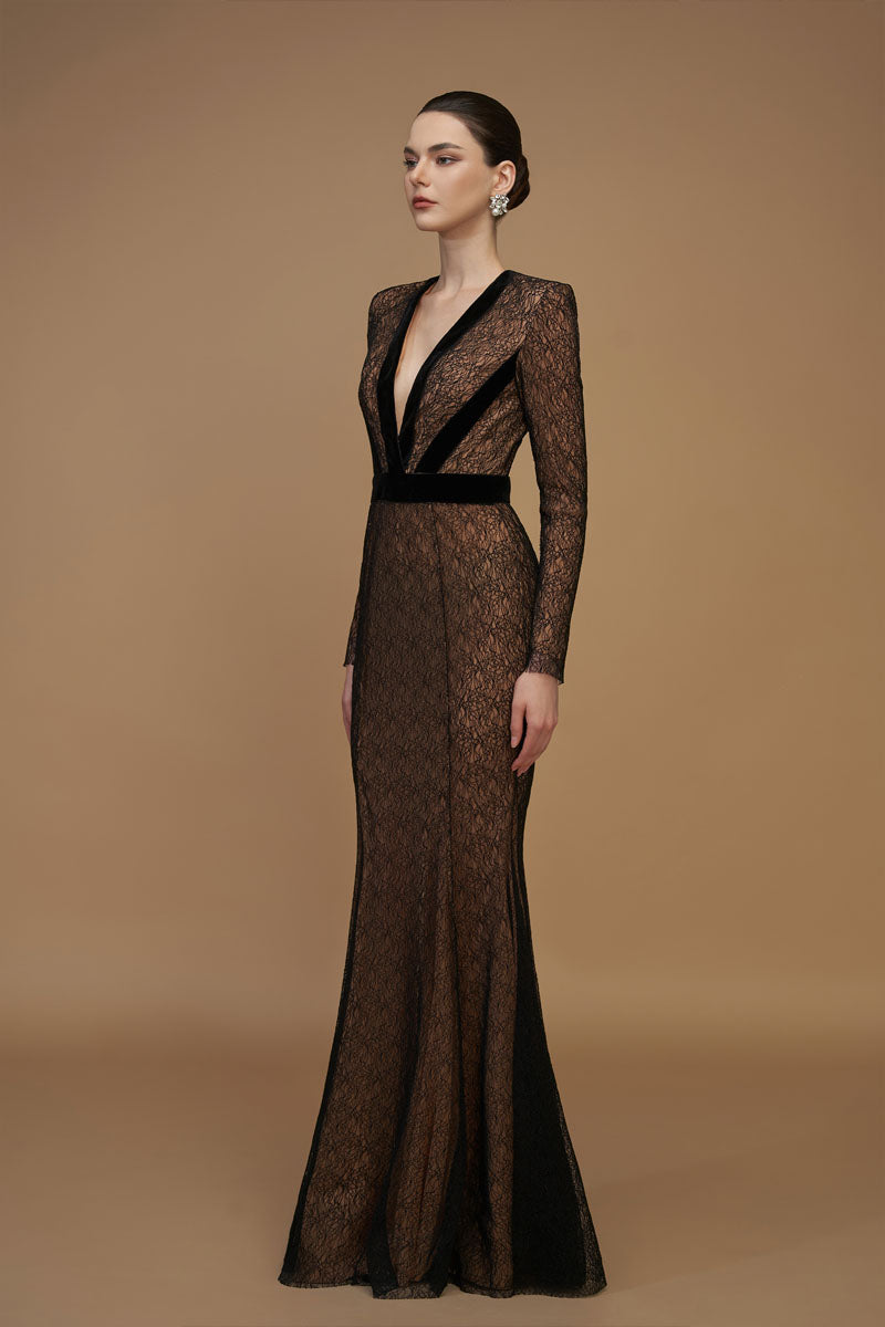V-Neck Mermaid Gown With Long Sleeve In Black Lace | I.H.F ATELIER